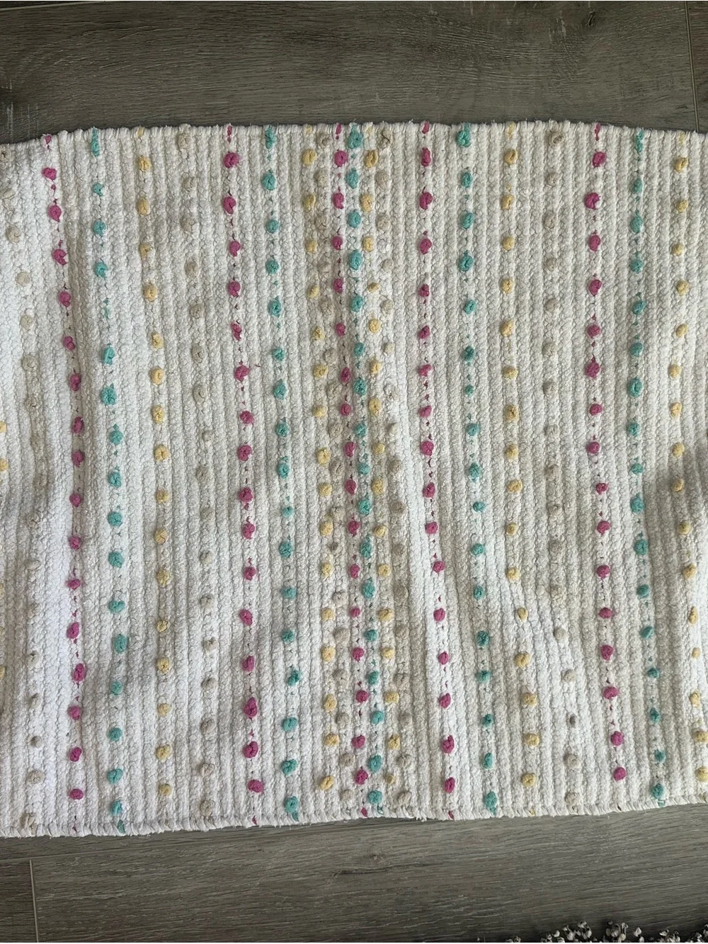 Set Threshold Bath Mat Yellow, Teal, Fuchsia and Cream Accents & 3 Hand Towels